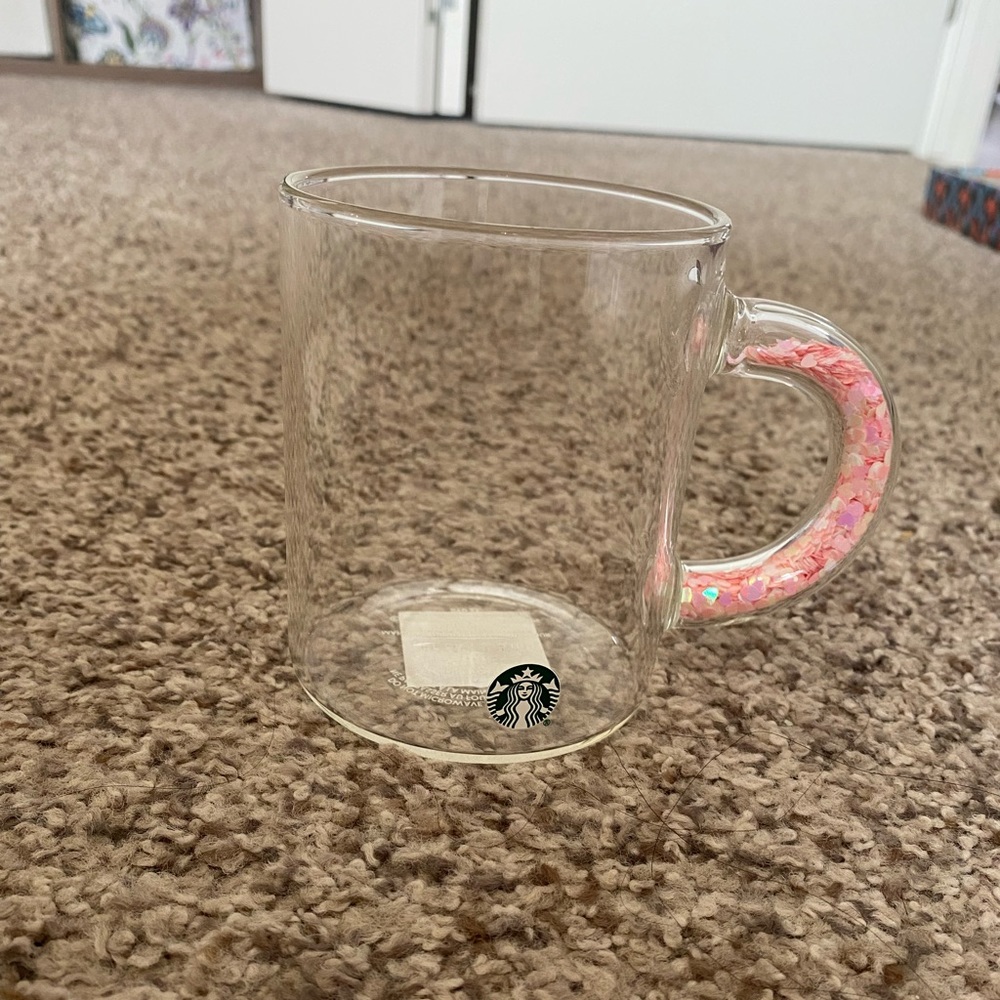 Starbucks 2022 Valentine’s Day mug
